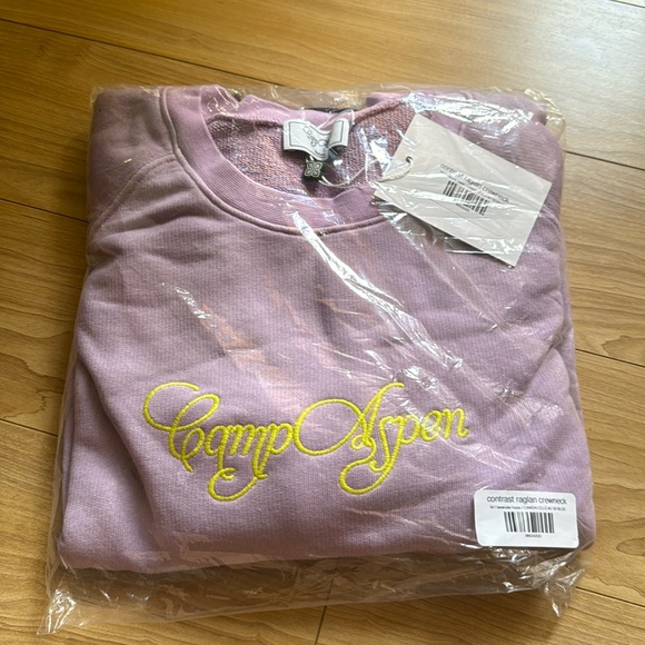 Camp Aspen Contrast Raglan Crewneck - Picture 1 of 3